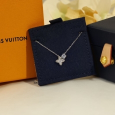 Louis Vuitton Necklaces